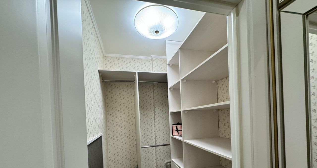 Сдам 2-к квартиру на 4-й Красносельский переулок, 5, метро Комсомольская, г. Москва