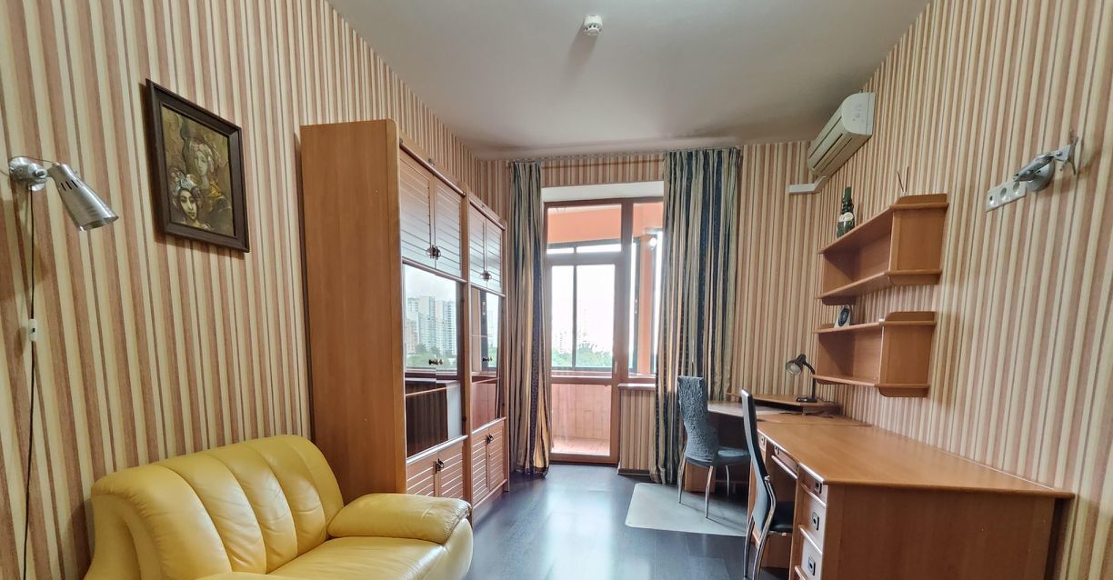 Снять 3к квартиру на улица Коштоянца, 20К3, г. Москва