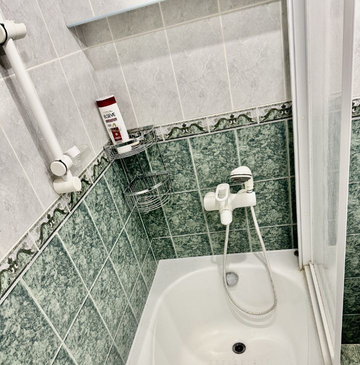 Сдам 3к квартиру на улица Бахрушина, 4С1, метро Новокузнецкая, г. Москва