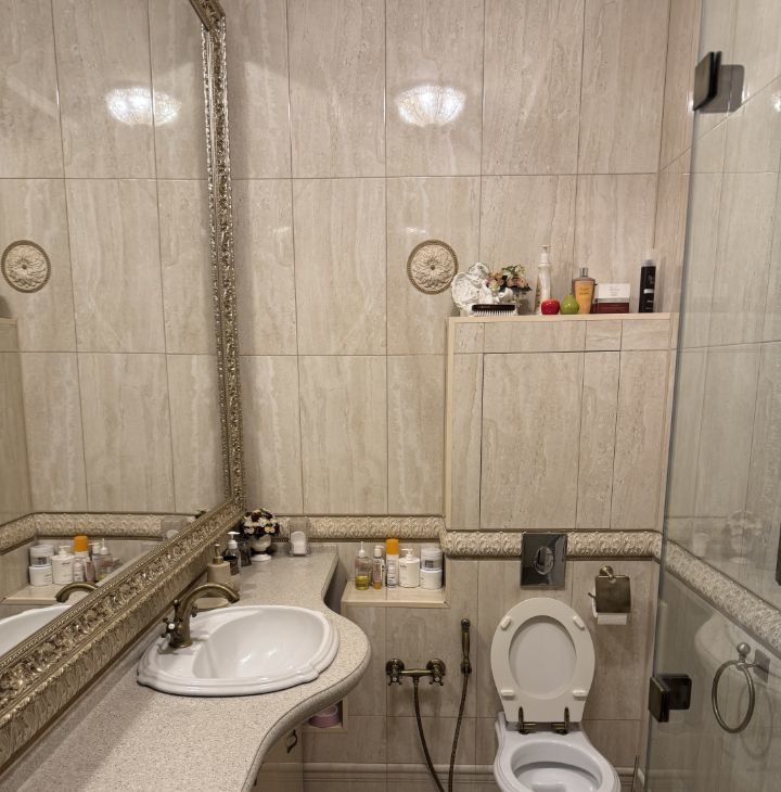 Сдаю трехкомнатную квартиру на Автозаводская улица, 6, метро ЗИЛ, г. Москва