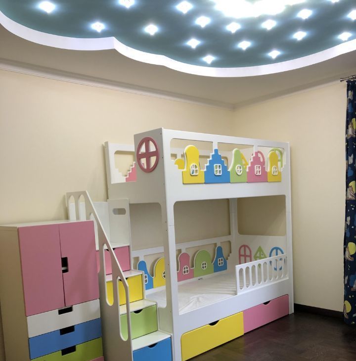 Сдаю 4к квартиру на переулок Токмаков, 12/20, метро Курская, г. Москва