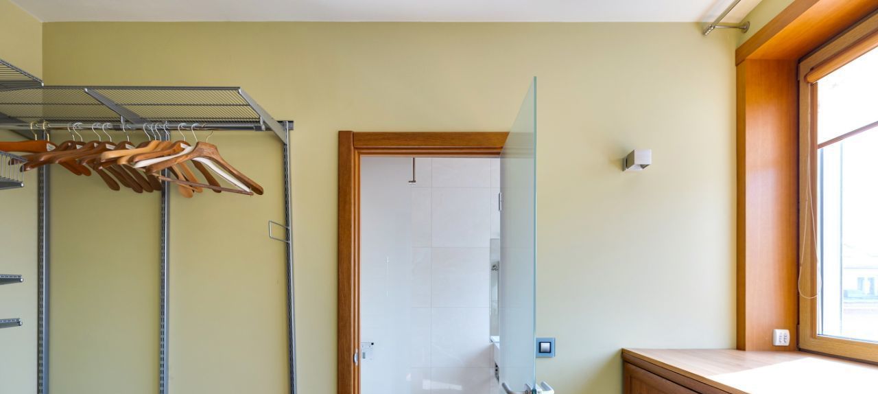 Сдается трехкомнатная квартира на Новинский бульвар, 28/35С1, метро Краснопресненская, г. Москва