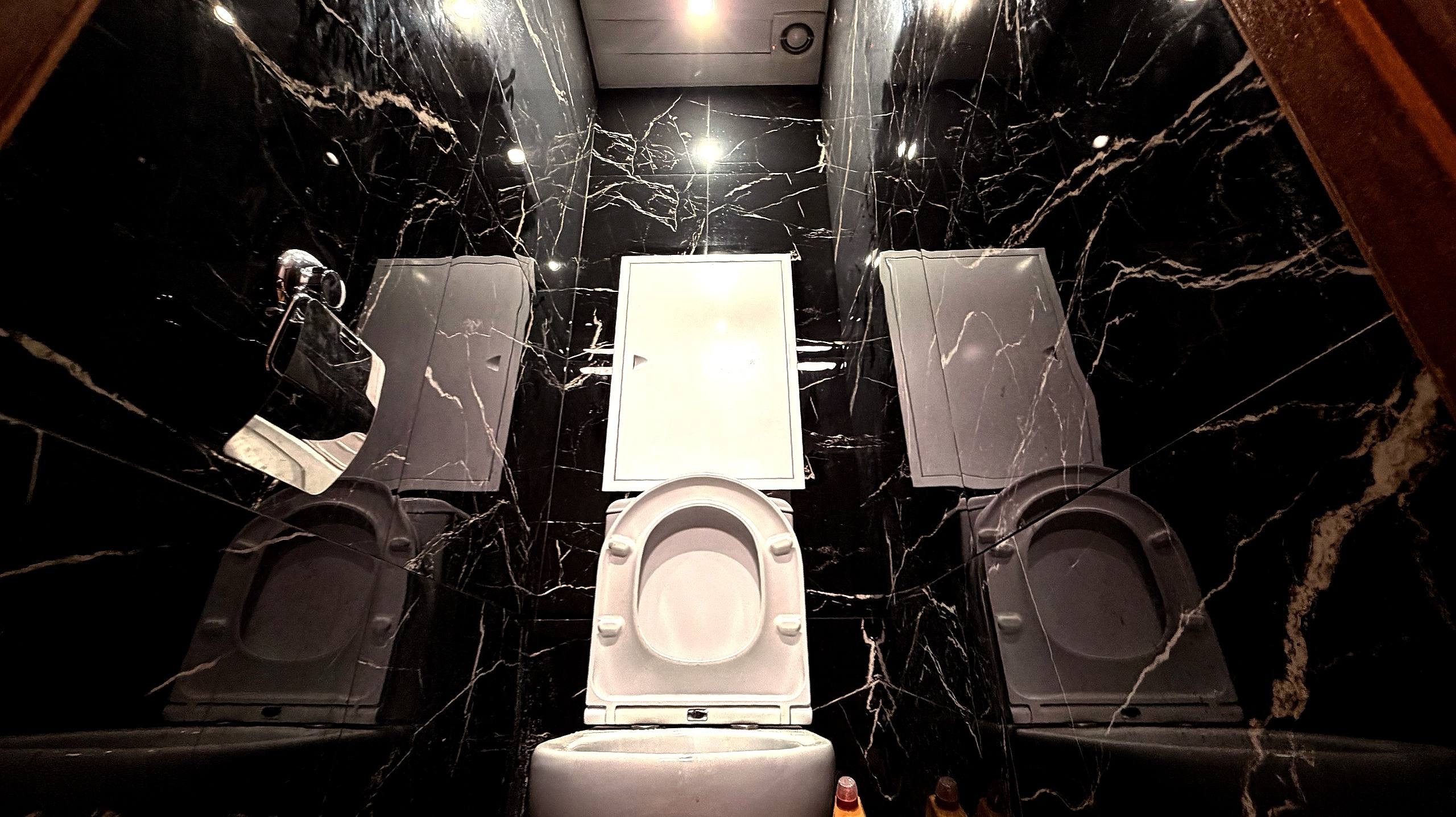 Сдаю двухкомнатную квартиру на г Москва, ул Сайкина, д 1 к 1, метро Автозаводская (Замоскворецкая линия), г. Москва