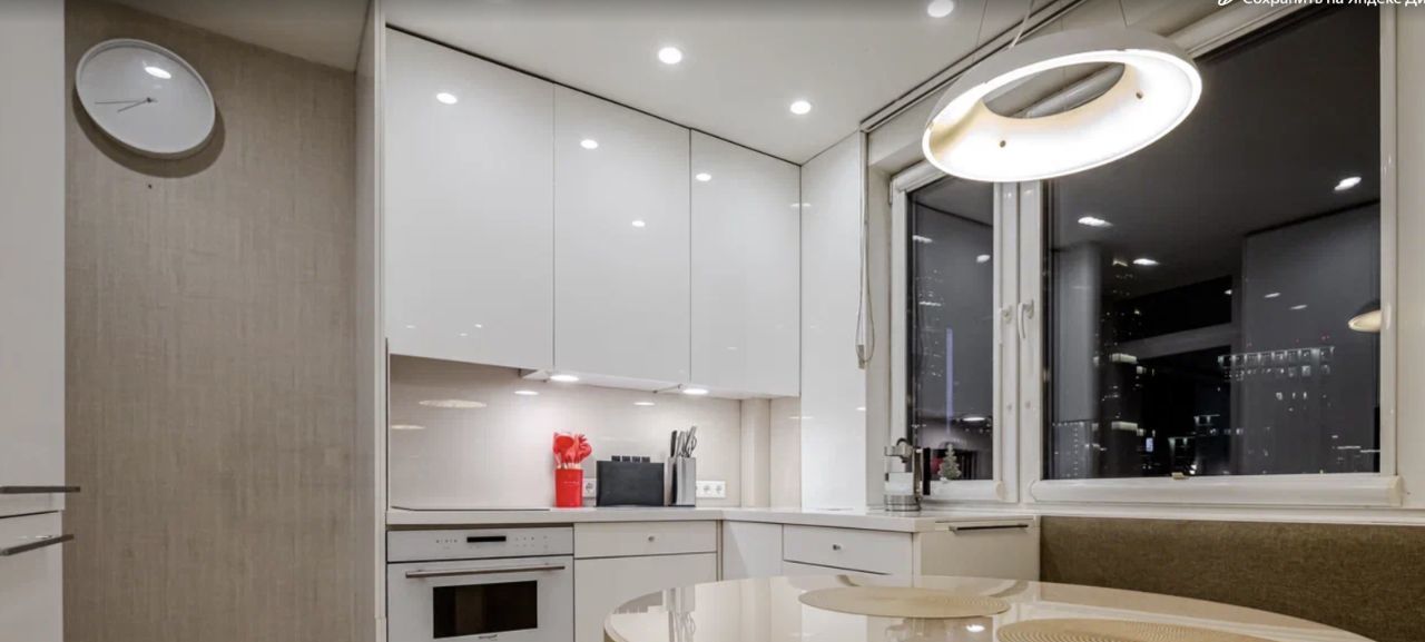 Сдается 2к квартира на улица Сергея Макеева, 1, метро Международная, г. Москва