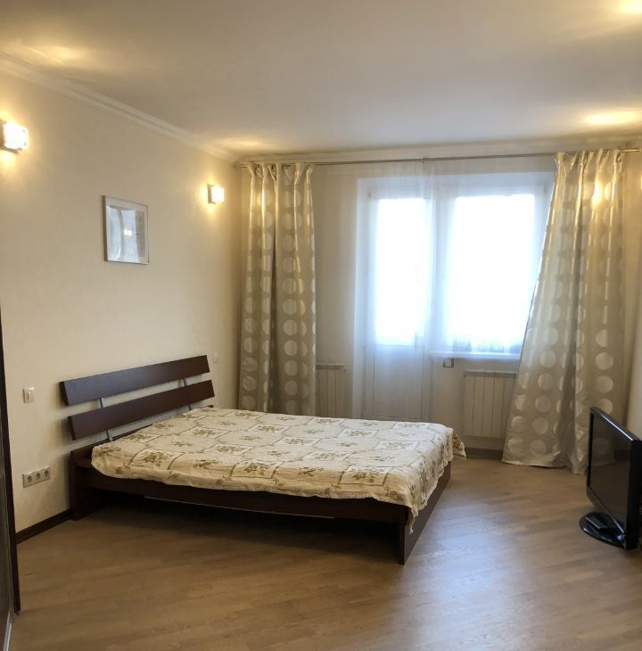 Снять 2х-комнатную квартиру на улица Наташи Ковшовой, 21, метро Озёрная, г. Москва