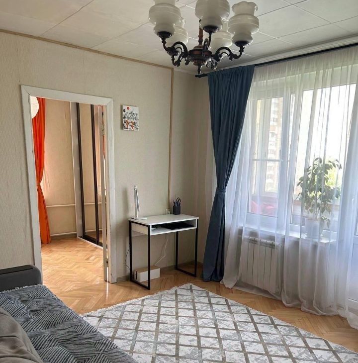 Сдается 2к квартира на улица Пырьева, 8, метро Киевская, г. Москва