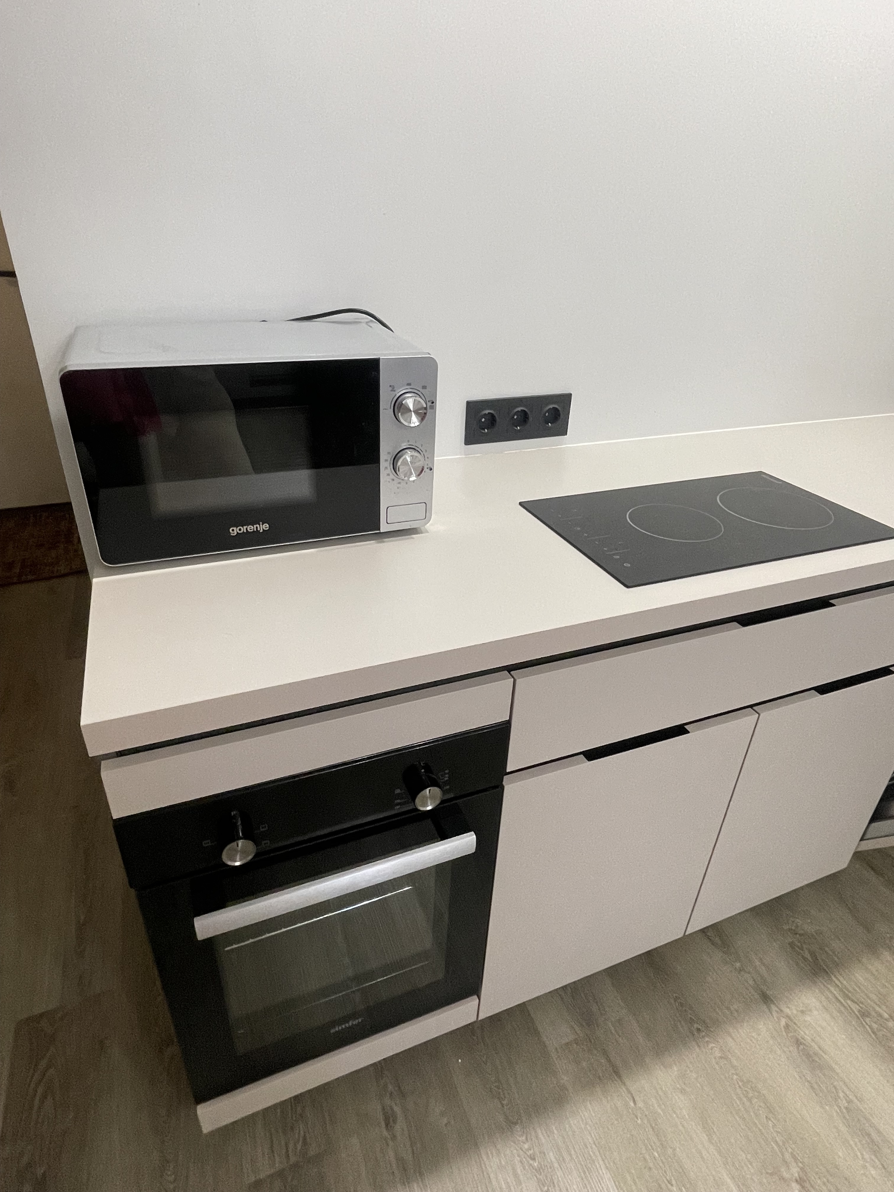 Сдается 1к квартира на г Санкт-Петербург, поселок Парголово, ул Заречная, д 11 к 6 стр 1, метро Парнас, г. Санкт-Петербург