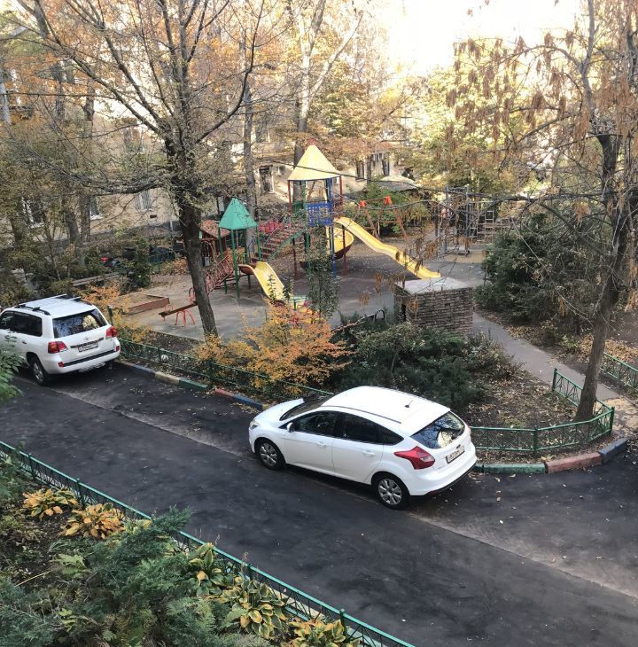 Снять 3х-комнатную квартиру на улица Плющиха, 43-47, метро Киевская, г. Москва