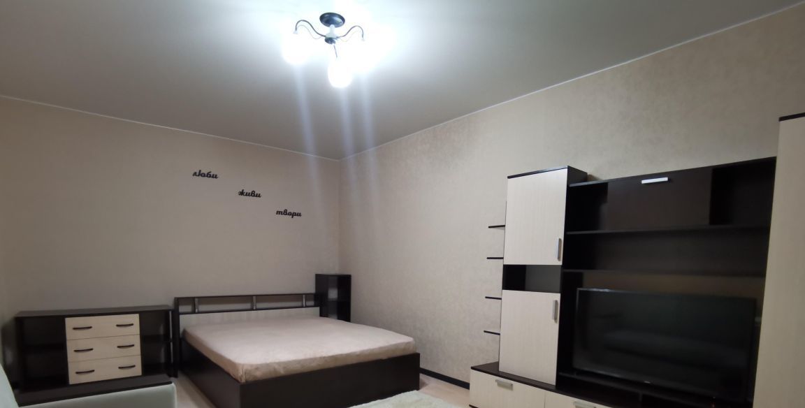 Сдам 1к квартиру на Ярцевская улица, 14, метро Молодёжная, г. Москва