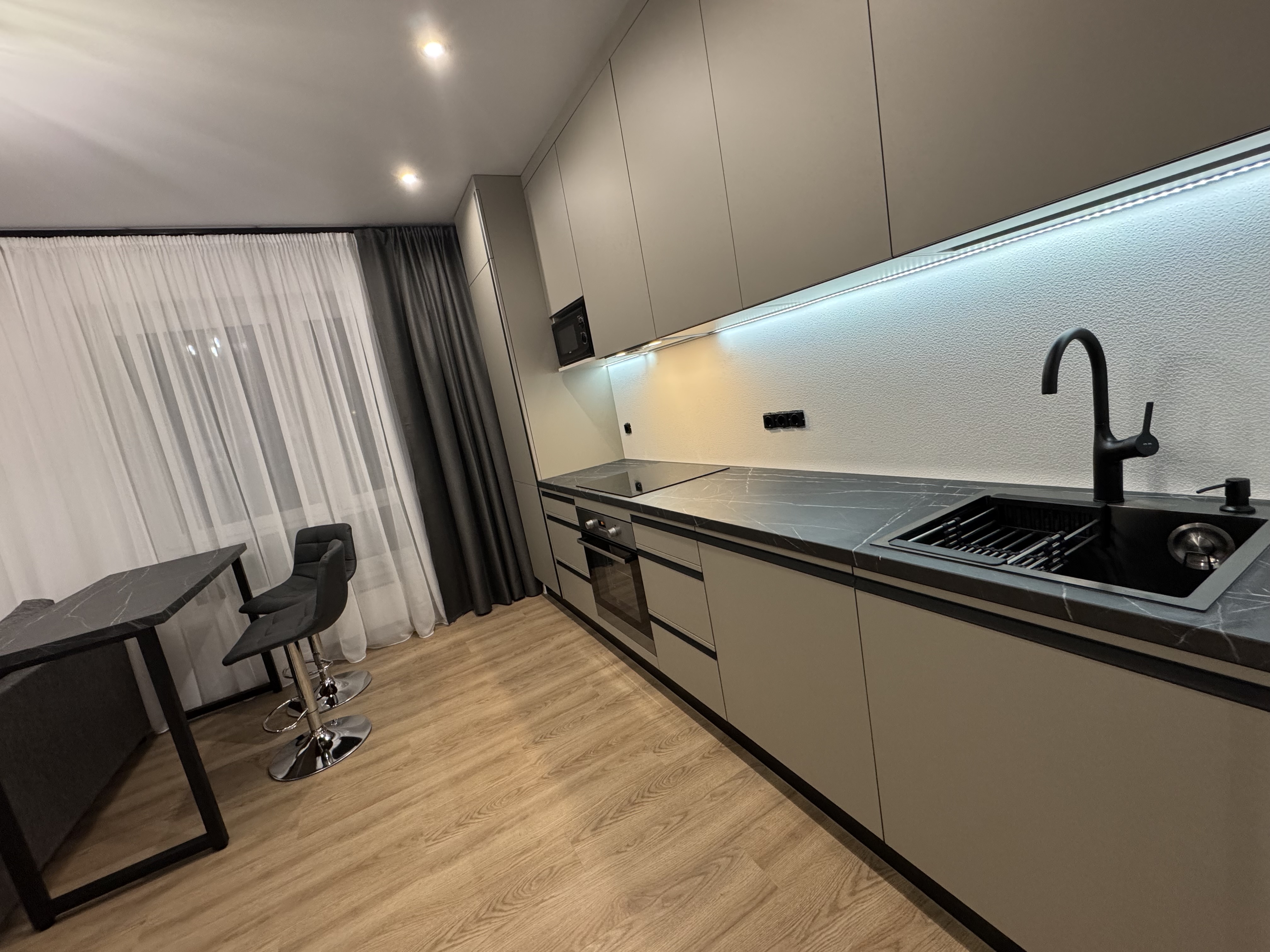 Сдам 1к квартиру на г Москва, ул Большая Очаковская, д 2 к 2, метро Мичуринский проспект, г. Москва