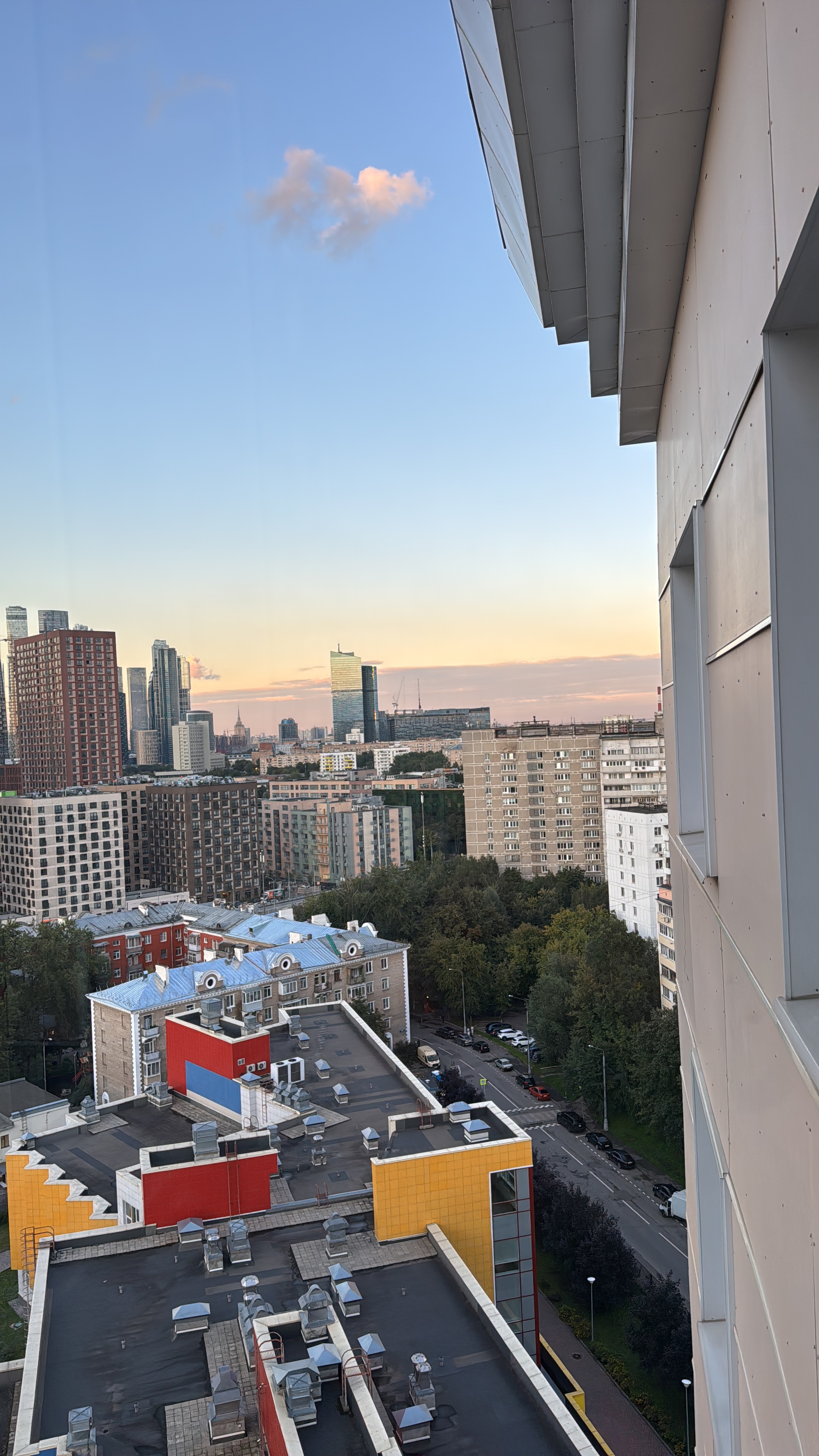 Сдаю 2к квартиру на г Москва, ул 3-я Филевская, д 6 к 2, метро Парк Победы, г. Москва