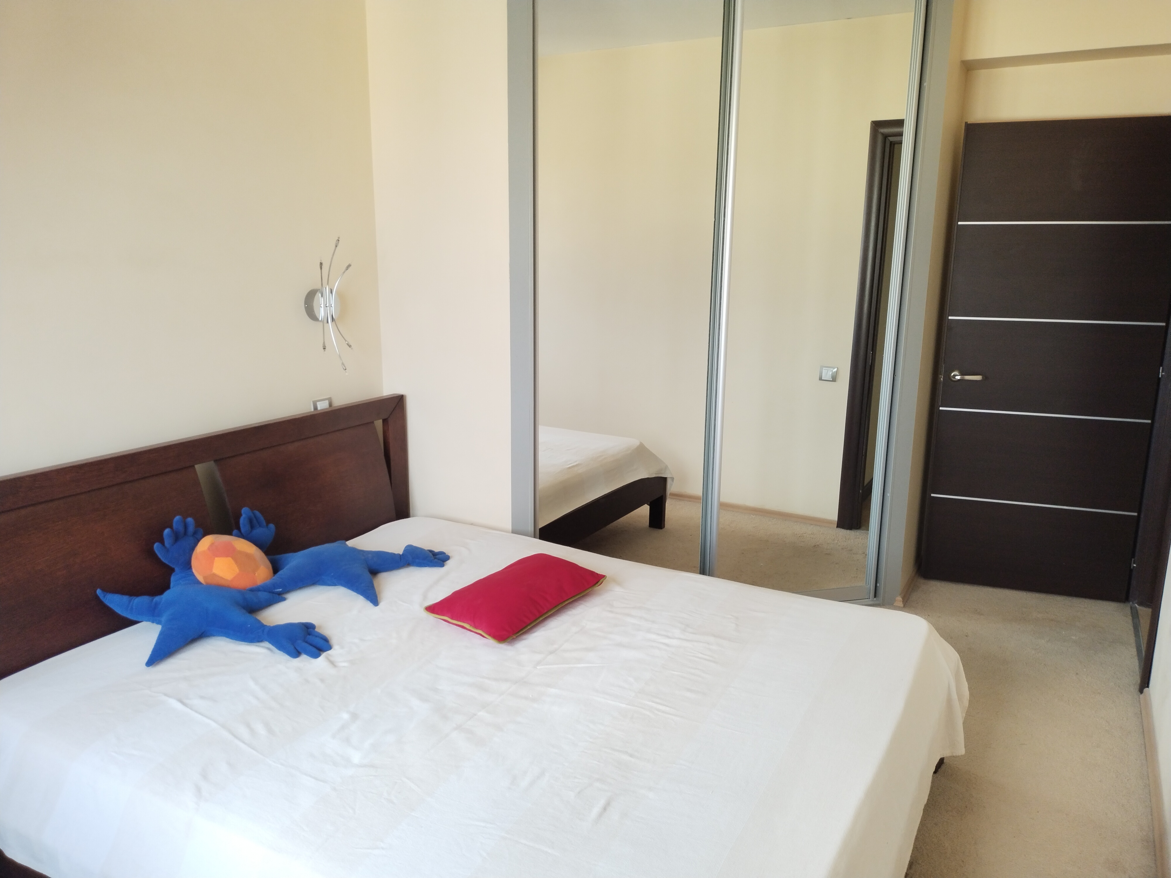 Сдаю 3-к квартиру на г Москва, Малый Власьевский пер, д 6, метро Смоленская (Арбатско-Покровская линия), г. Москва