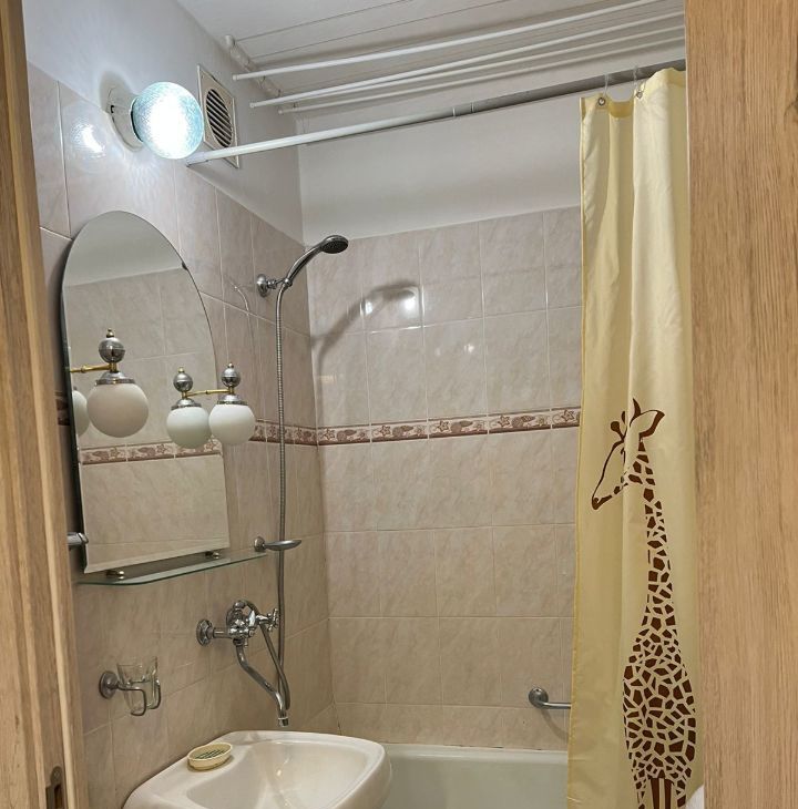 Сдам 2х-комнатную квартиру на улица Саморы Машела, 8К1, метро Тропарёво, г. Москва