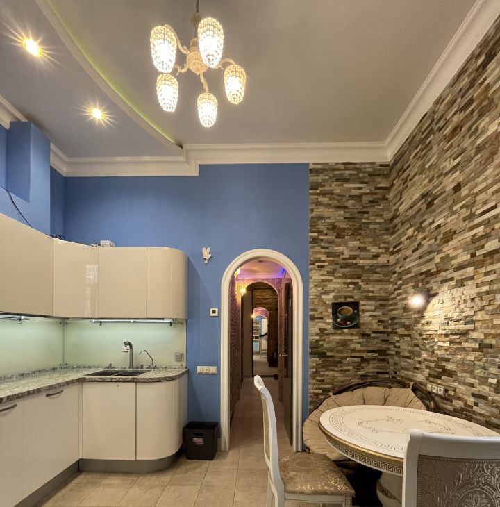 Сдается 2-к квартира на Новинский бульвар, 16С2, метро Баррикадная, г. Москва