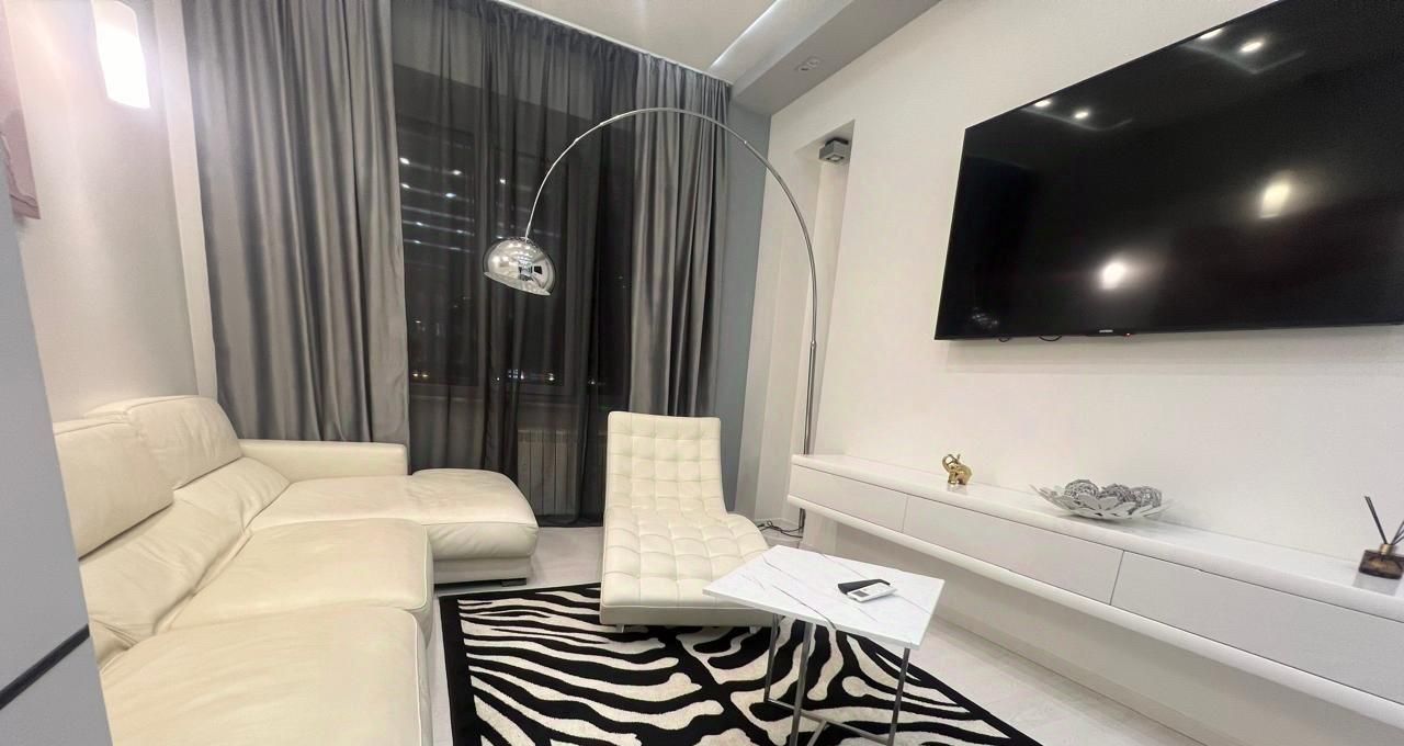 Снять 3х-комнатную квартиру на Большой Овчинниковский переулок, 12С1, метро Третьяковская, г. Москва