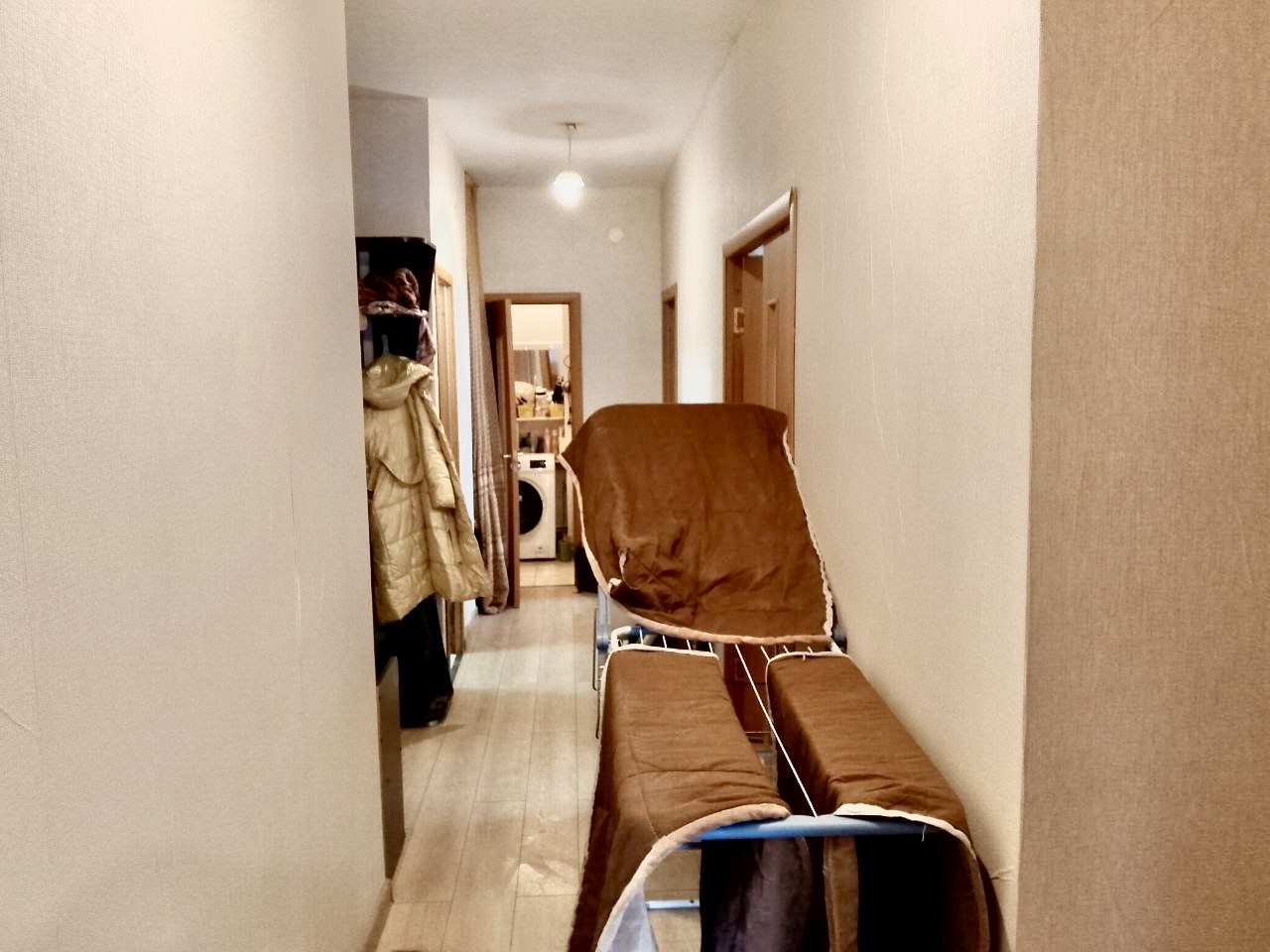 Продам 3-к квартиру на г Москва, пр-кт Маршала Жукова, д 49, метро Полежаевская, г. Москва