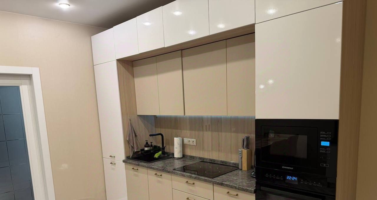 Сдается трехкомнатная квартира на 6-я Радиальная улица, 5к2, метро Пражская, г. Москва