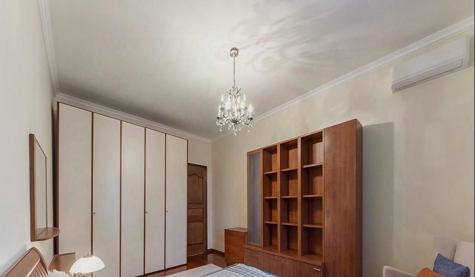 Снять 3-комнатную квартиру на Фрунзенская набережная, 34, метро Спортивная, г. Москва