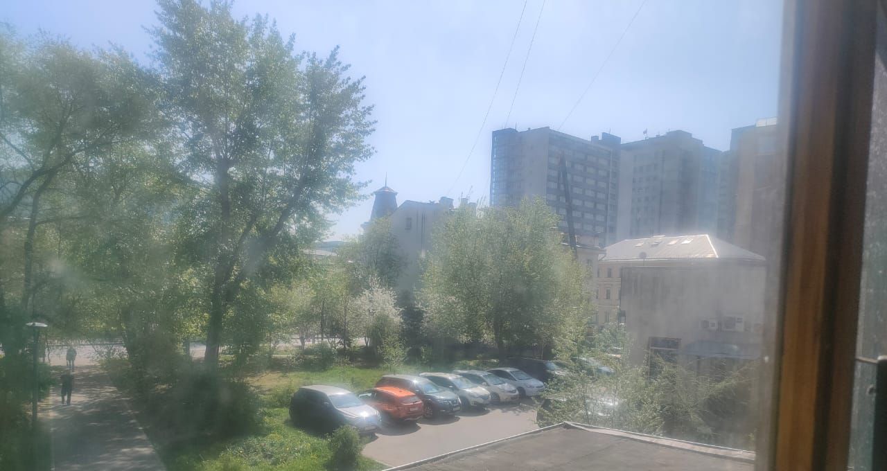 Сдаю 1-комнатную квартиру на Бауманская улица, 62-66, метро Курская, г. Москва
