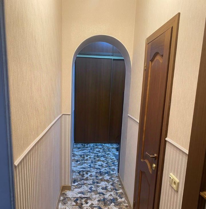 Сдам 3-к квартиру на Большой Левшинский переулок, 3, метро Кропоткинская, г. Москва