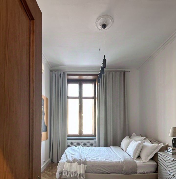 Сдаю четырехкомнатную квартиру на Малая Бронная улица, 20С2, г. Москва