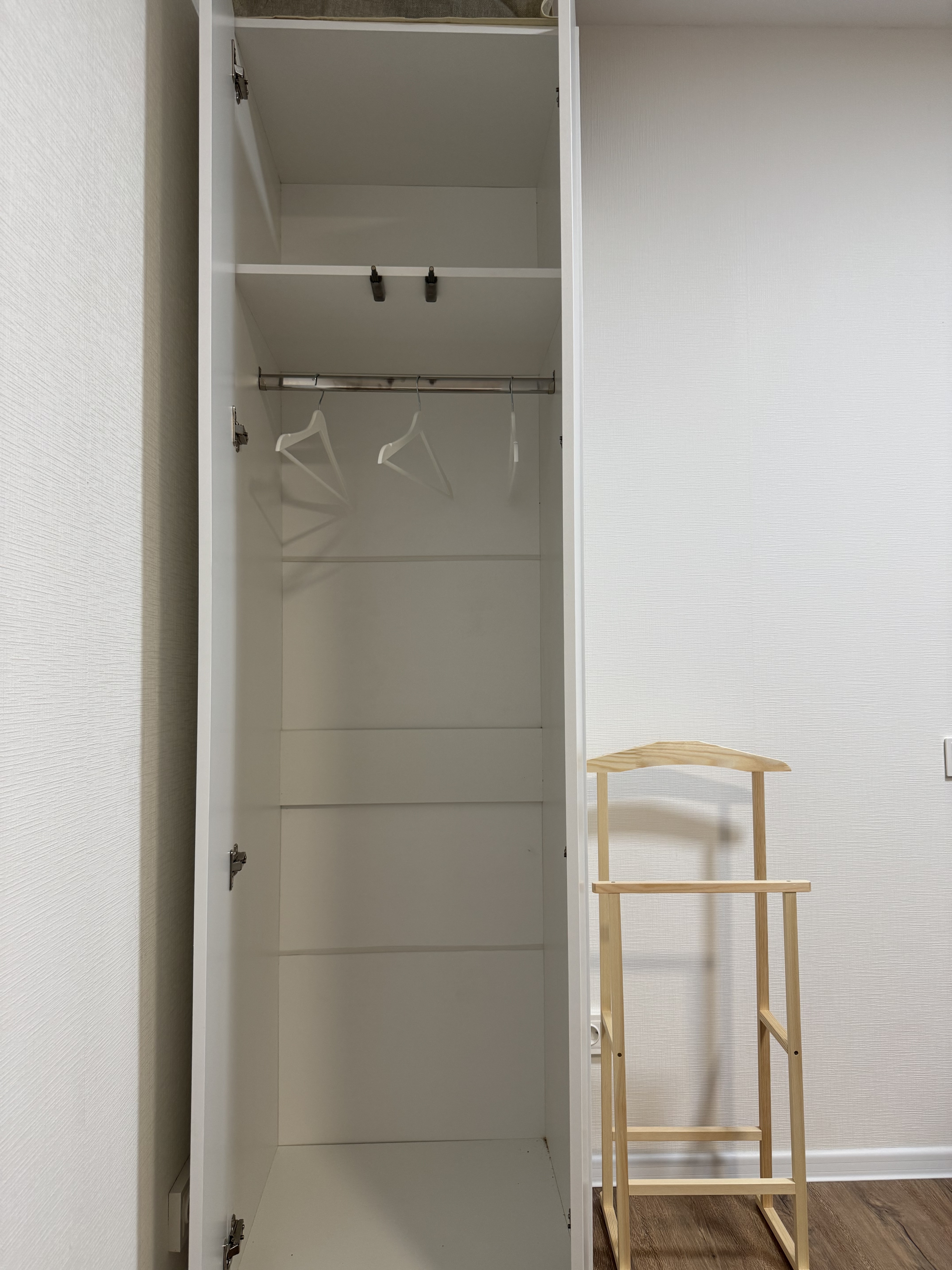 Сдам 1-к квартиру на г Санкт-Петербург, ул Пахомовская, д 14 к 1 стр 1, метро Академическая, г. Санкт-Петербург