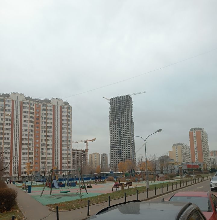 Аренда трехкомнатной квартиры на Большая Очаковская улица, 1, метро Мичуринский проспект, г. Москва