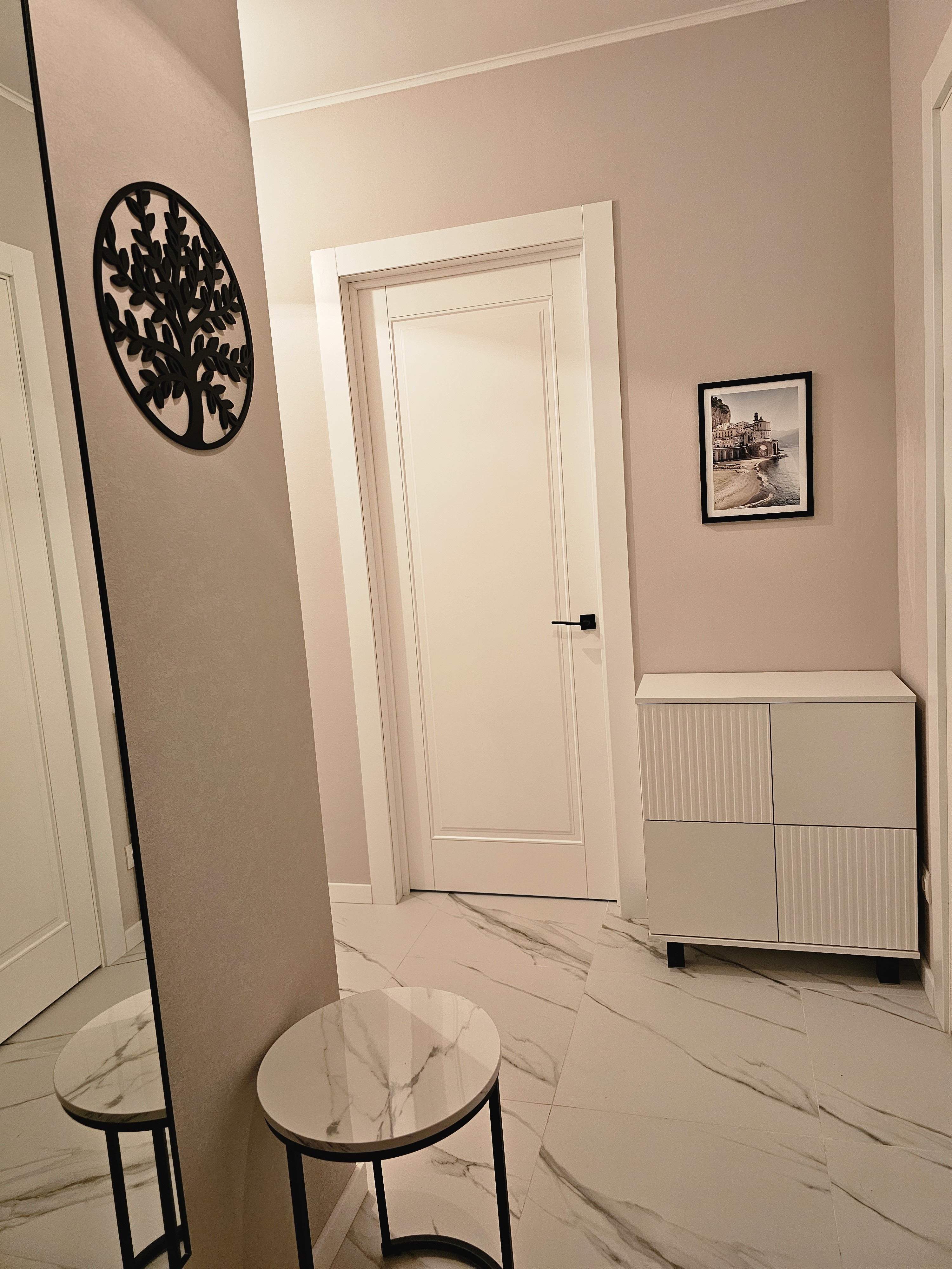 Снять 3-комнатную квартиру на Московская обл, г Красногорск, ул Тенистых Аллей, д 3 к 3, метро Строгино, г. Москва