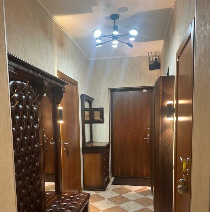 Сдам 2к квартиру на Кутузовский проспект, 4/2, метро Смоленская (Арбатско-Покровская линия), г. Москва