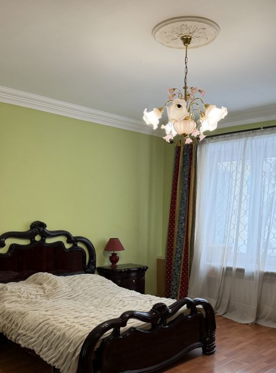 Сдаю трехкомнатную квартиру на Шмитовский проезд, 13, метро Деловой центр (МЦК), г. Москва