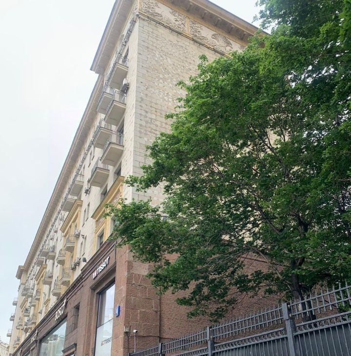 Сдам двухкомнатную квартиру на Тверская улица, 4, метро Маяковская, г. Москва