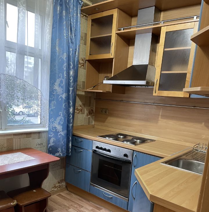 Сдаю 1к квартиру на Медынская улица, 5К6, метро Пражская, г. Москва