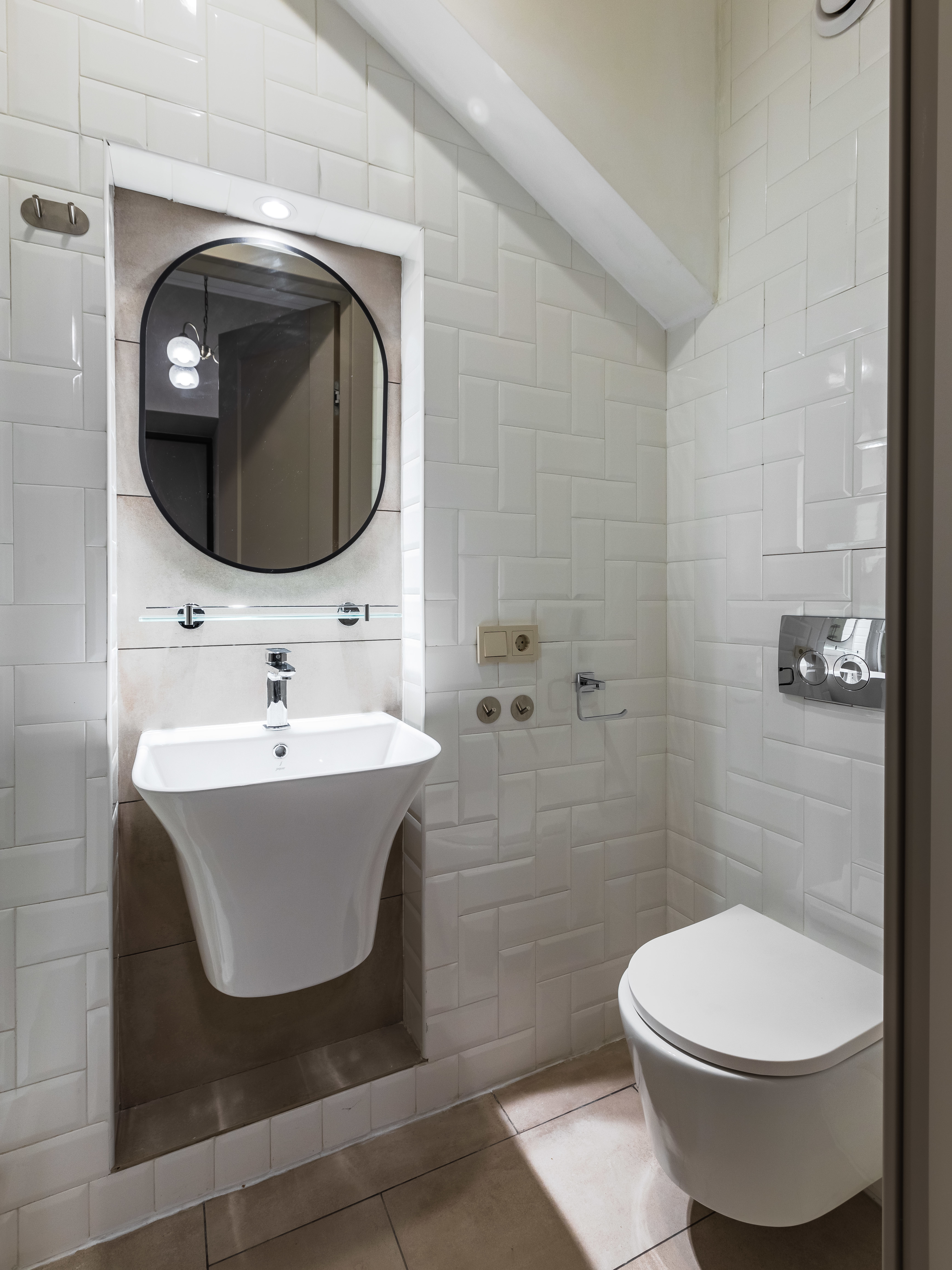 Сдаю 2к квартиру на г Санкт-Петербург, Невский пр-кт, д 102 литера Ж, метро Площадь Восстания, г. Санкт-Петербург