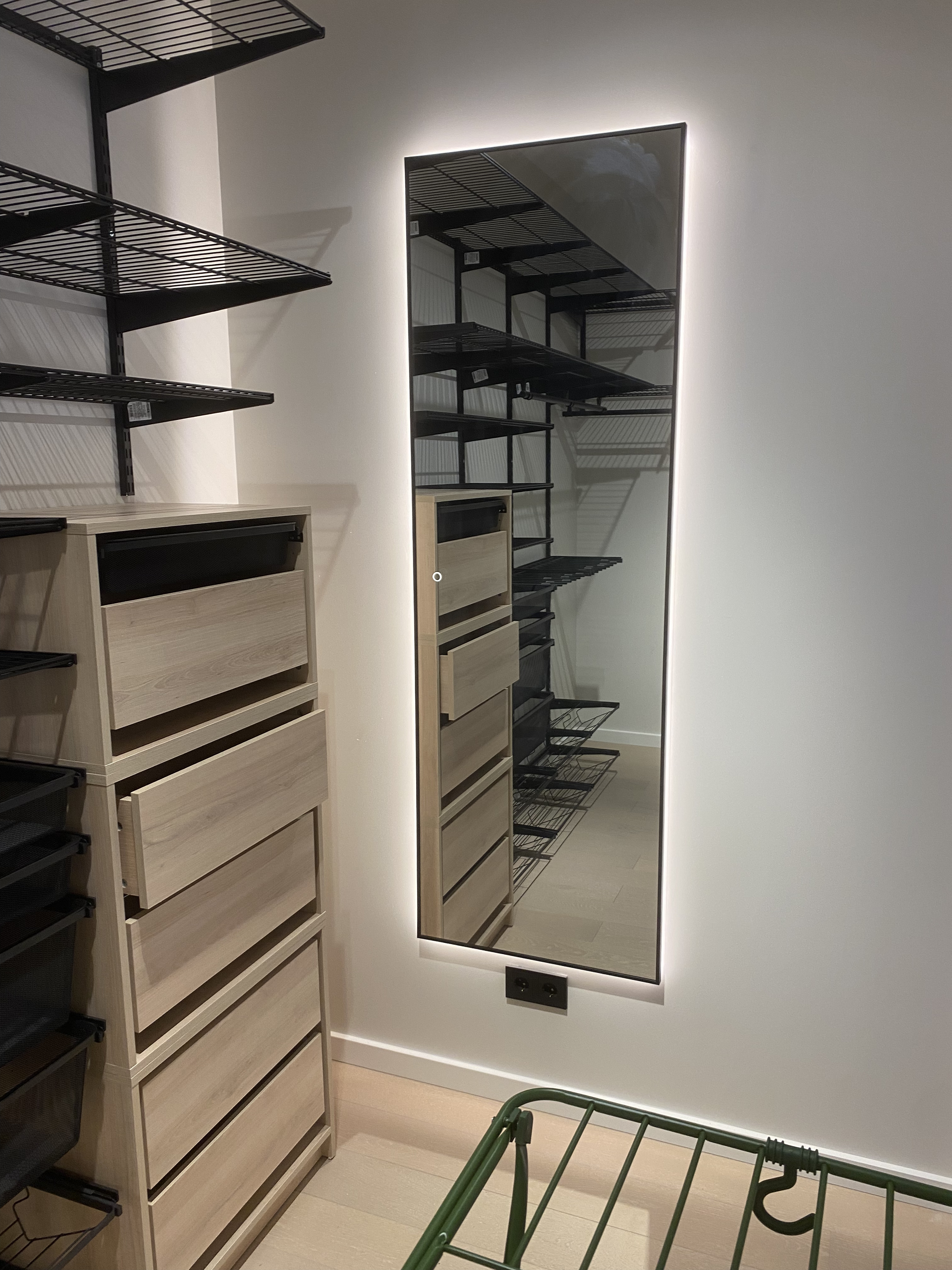 Сдаю двухкомнатную квартиру на Московская обл, г Одинцово, пгт Заречье, Мещерский б-р, д 2, метро Озёрная, г. Москва