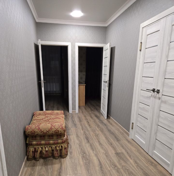 Сдаю 3-комнатную квартиру на улица Харлампиева, 52к1, метро Рассказовка, г. Москва