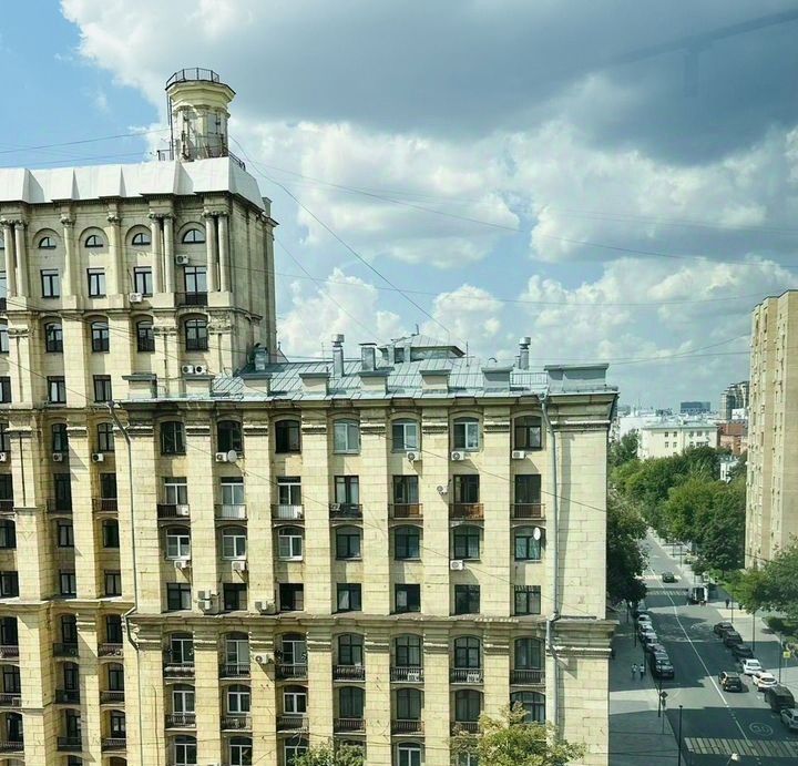 Сдам 3-к квартиру на улица Чаянова, 24, метро Пушкинская, г. Москва