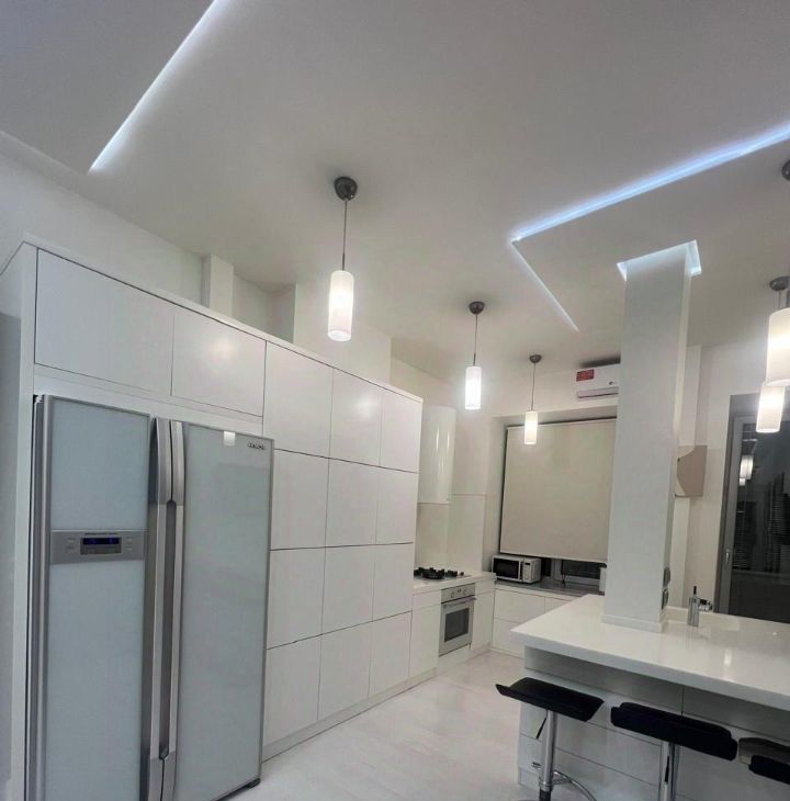 Сдаю 3к квартиру на Большой Овчинниковский переулок, 12С1, метро Китай-город, г. Москва