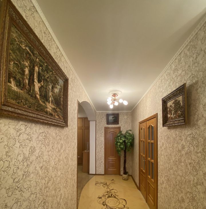 Снять трехкомнатную квартиру на улица Удальцова, 5К1, метро Проспект Вернадского, г. Москва