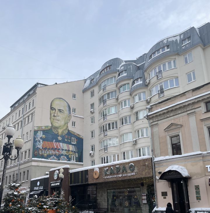 Снять 2-комнатную квартиру на улица Арбат, 19, метро Смоленская (Арбатско-Покровская линия), г. Москва