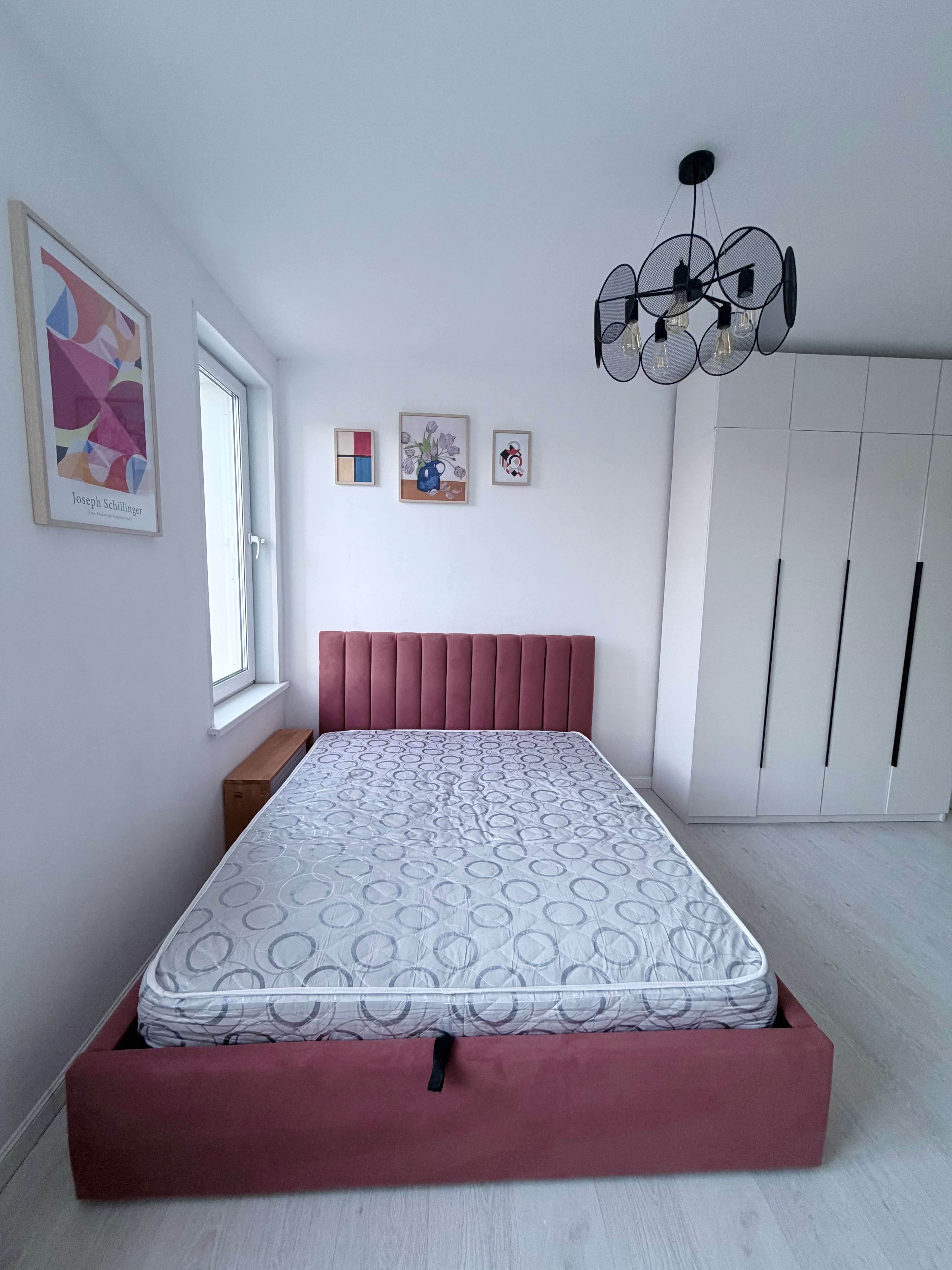 Снять 1-комнатную квартиру на Московская обл, г Красногорск, ул Липовой Рощи, д 1 к 3, метро Строгино, г. Москва