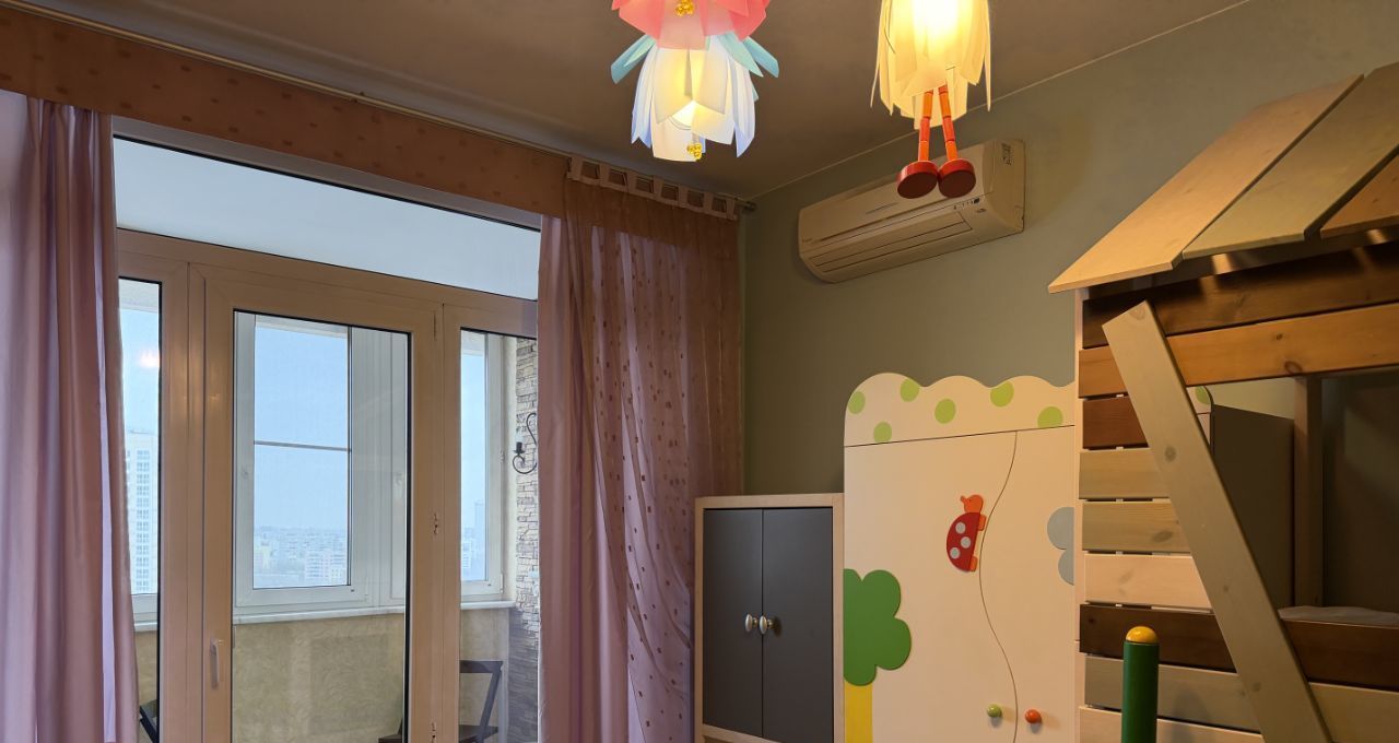 Сдам 3-к квартиру на Зеленодольская улица, 36К1, метро Кузьминки, г. Москва