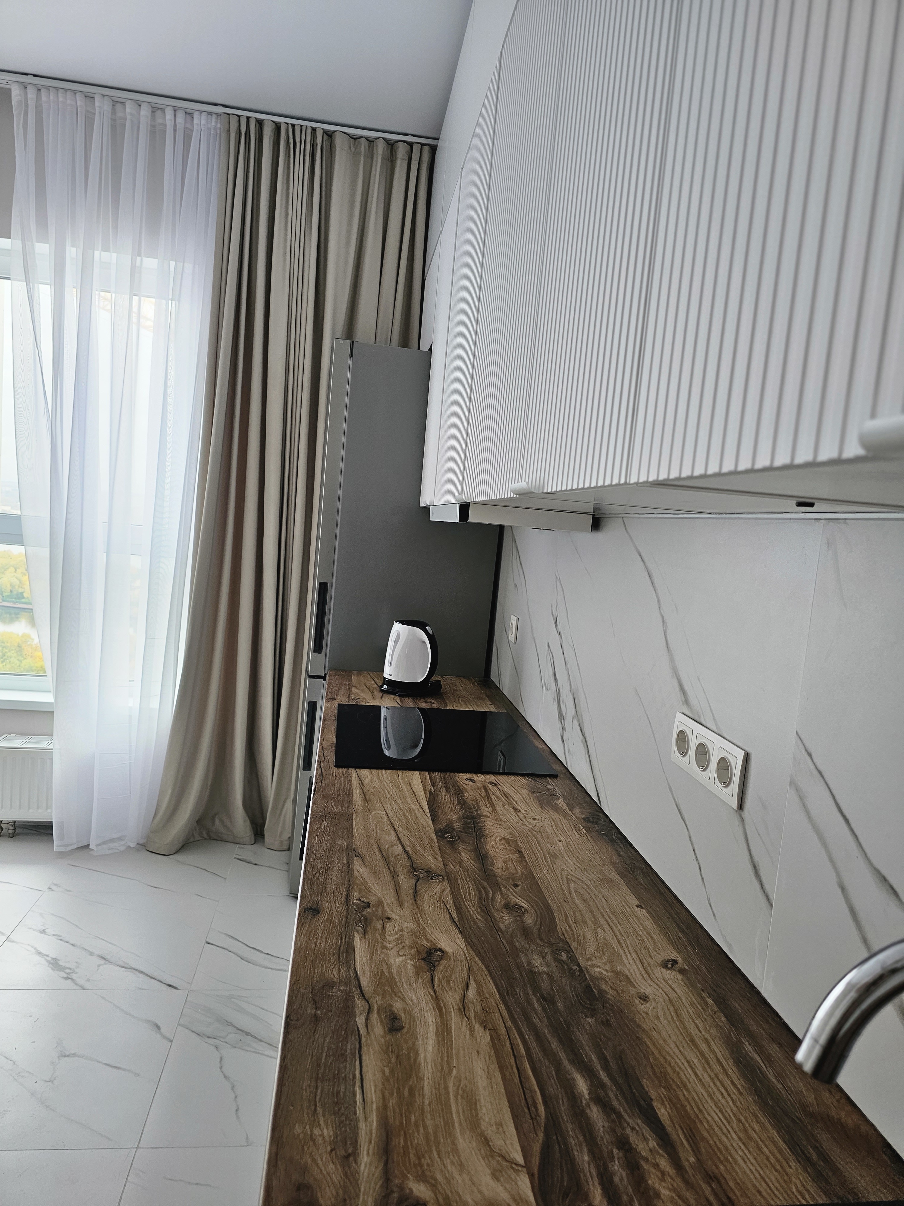 Сдается 3-комнатная квартира на Московская обл, г Красногорск, ул Тенистых Аллей, д 3 к 3, метро Строгино, г. Москва