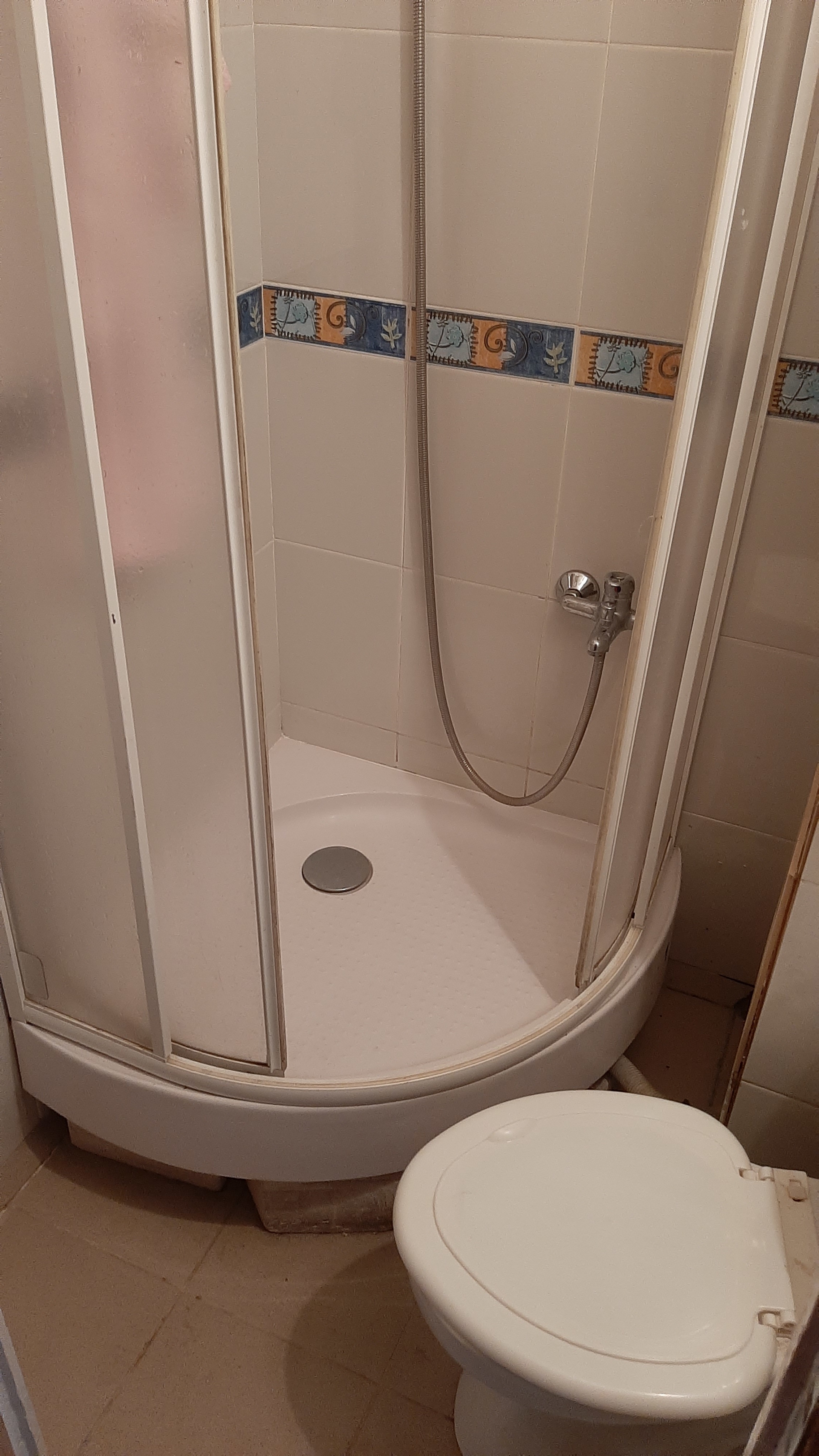 Сдается 3х-комнатная квартира на г Москва, ул Большая Очаковская, д 42 к 1, метро Озёрная, г. Москва