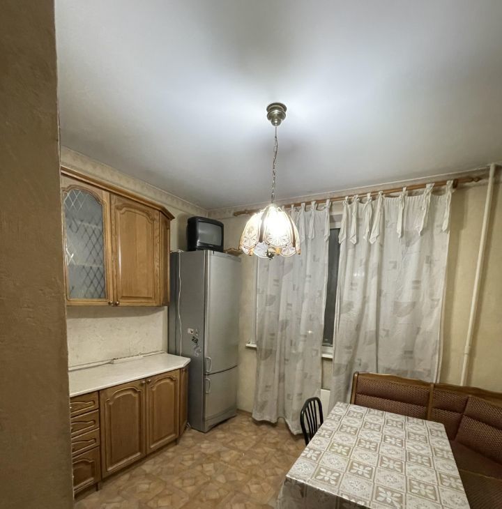 Снять трехкомнатную квартиру на Тарханская улица, 4К2, метро Жулебино, г. Москва