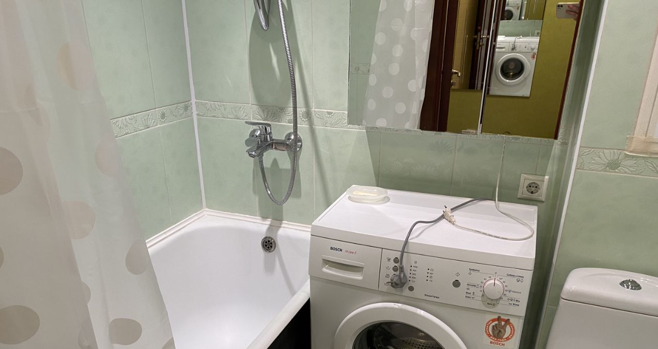 Сдаю 1к квартиру на улица Введенского, 31К2, метро Беляево, г. Москва