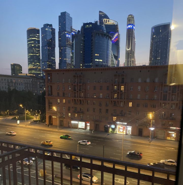 Аренда двухкомнатной квартиры на Кутузовский проспект, 21, метро Международная, г. Москва