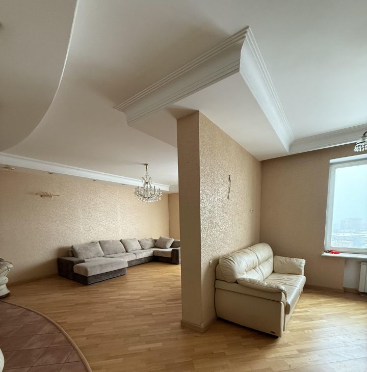 Сдаю трехкомнатную квартиру на Мосфильмовская улица, 70к3, метро Ломоносовский проспект, г. Москва