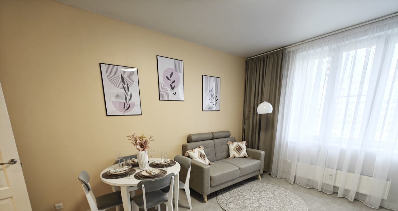 Сдается 2к квартира на улица Викторенко, 11, метро Зорге, г. Москва
