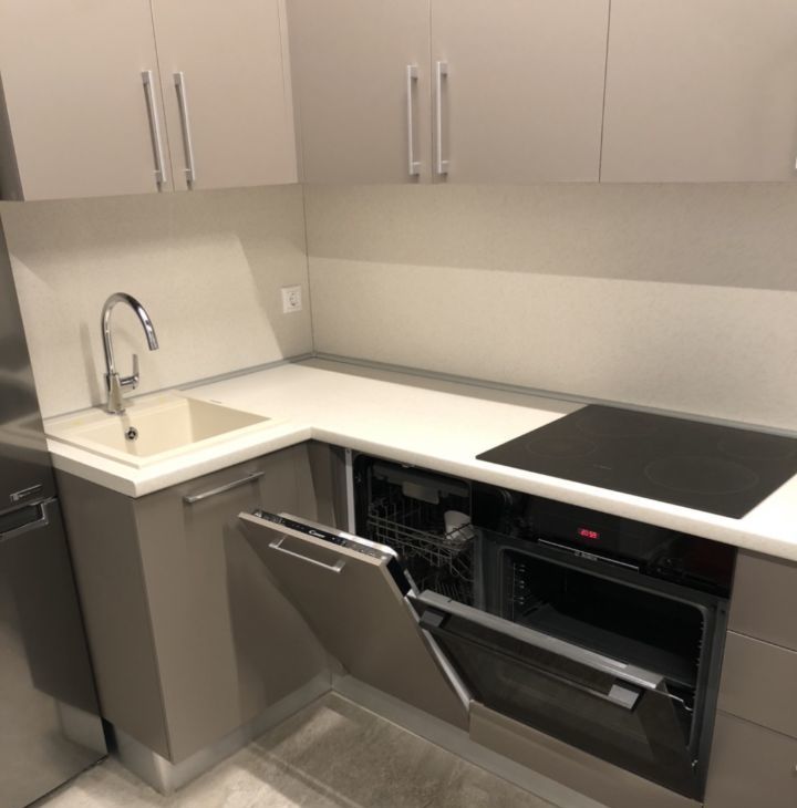 Аренда 2-к квартиры на улица Бутлерова, 7Б, метро Беляево, г. Москва