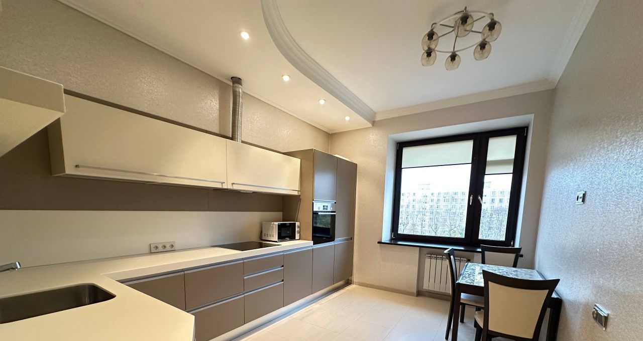 Сдаю 2к квартиру на Мичуринский проспект, 34, метро Мичуринский проспект, г. Москва